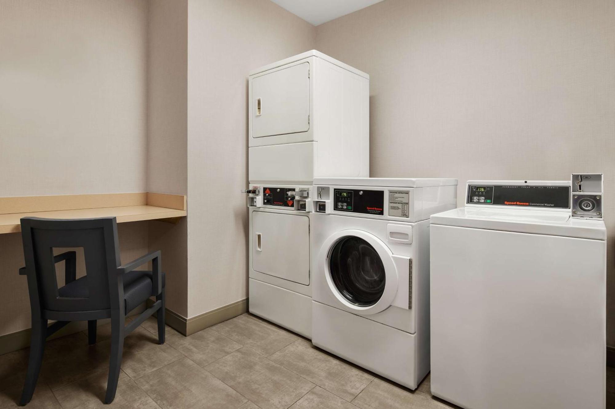 Hilton Garden Inn Las Vegas/Henderson Dış mekan fotoğraf